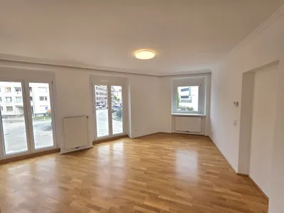 1-Zimmer-Gewerbeimmobilie mieten in Linz – 34 m², € 620 – Bild 3 von 9