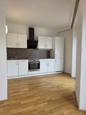 1-Zimmer-Gewerbeimmobilie mieten in Linz – 34 m², € 620 – Bild 6 von 9