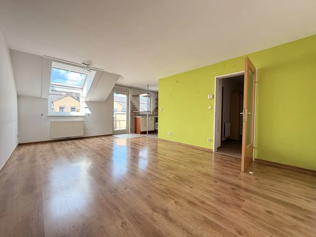 PREISREDUKTION + DACHGESCHOSS + SONNIG + PERFEKTE Einteilung + TERRASSE!, Brunn am Gebirge
