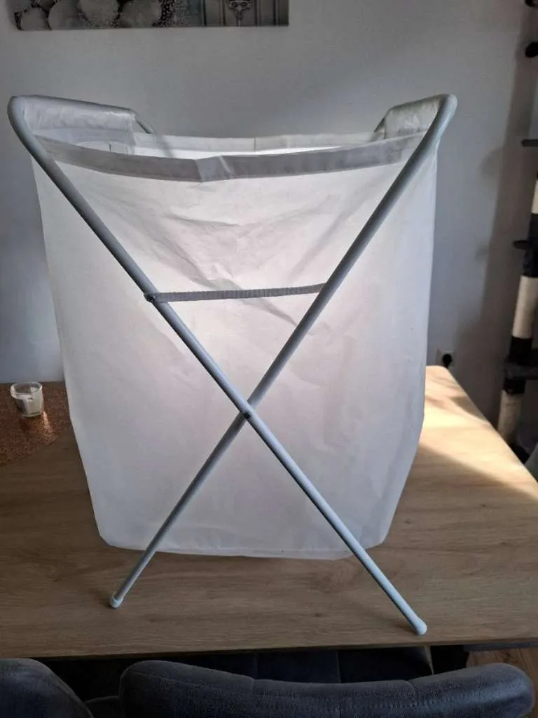 Ikea Wäschekorb faltbar, € 4,- (8430 Leibnitz)