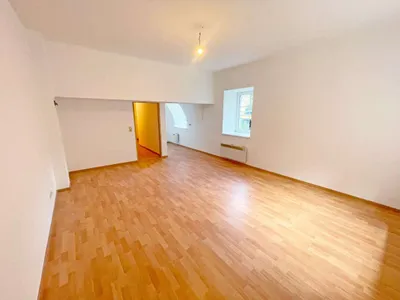 1-Zimmer-Wohnung mieten in Neunkirchen – 45,76 m², € 390 – Bild 1 von 10