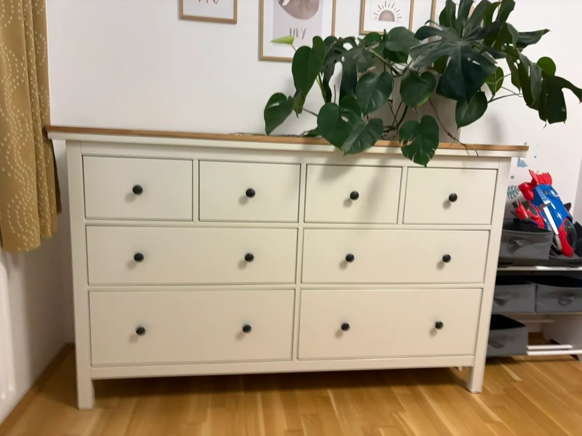 Ikea hemnes kommode, € 50,- (1220 Wien)