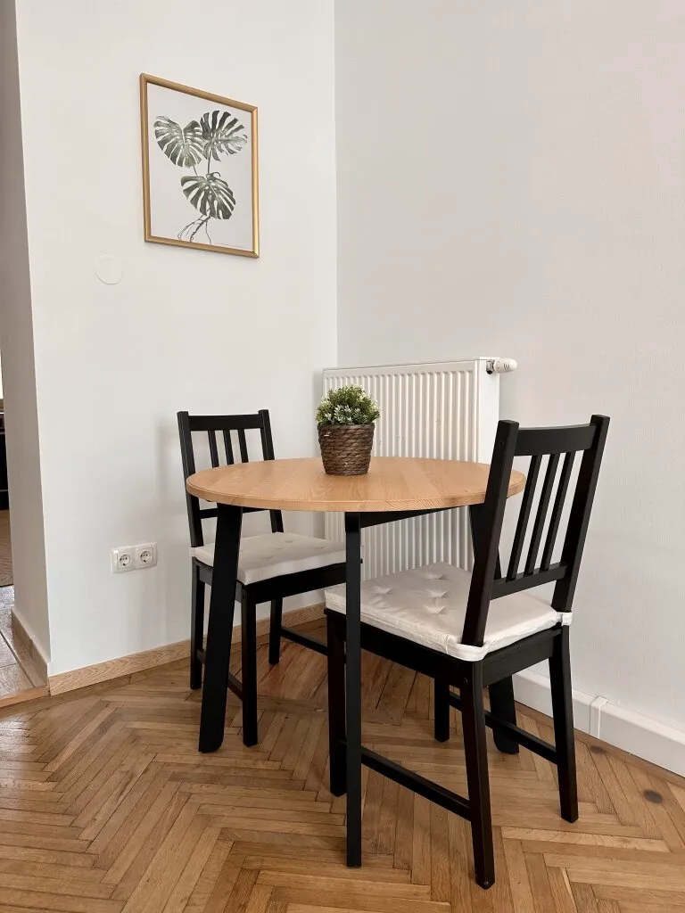 Stilvolle Altbauwohnung in Wien - voll möbliert, perfekte Raumaufteilung & top Lage - Ansicht 3