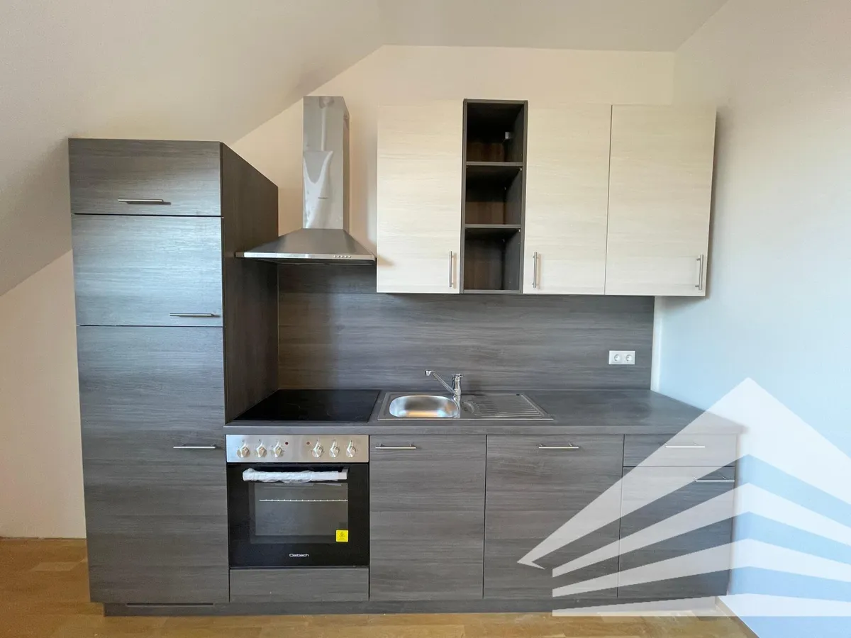 Klimatisierte, großzügige, WG-geeignete 3-Zimmer Wohnung in Linz-Urfahr! - Ansicht 2
