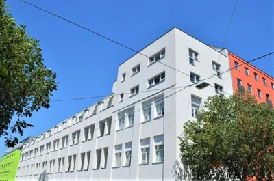 UNBEFRISTET, Hardtmuthgasse, 106 m2 Neubau mit 41 m2 Terrasse, 4 Zimmer, Küche, Wannenbad, Parketten, Ruhelage – Bild 2
