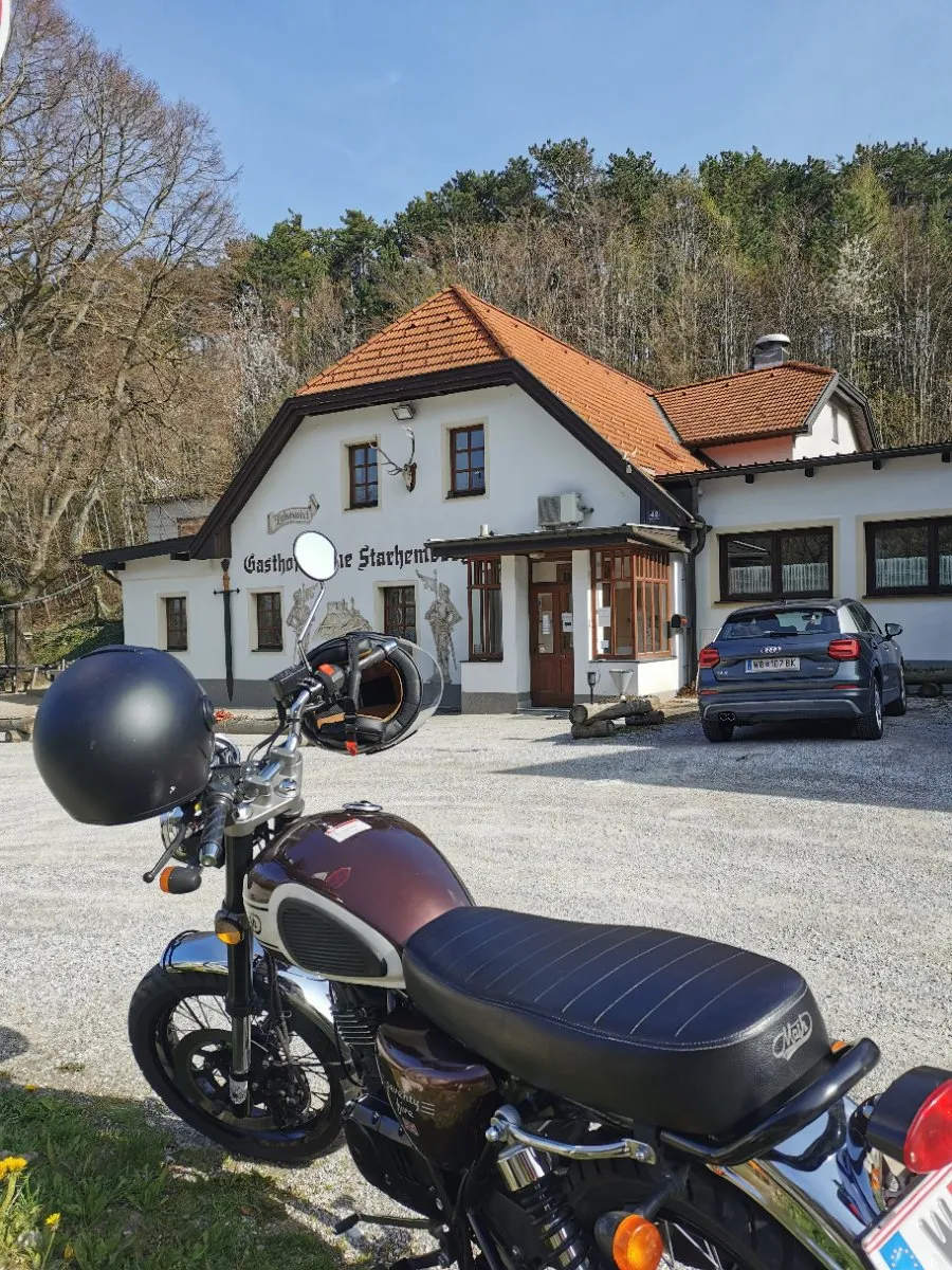 Mash Cafe Racer