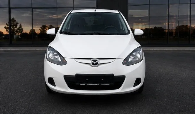 Mazda Mazda2