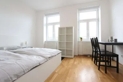 Sonnige, charmante 1-Zimmer-Wohnung in zentraler Lage! Kurzzeitvermietung!