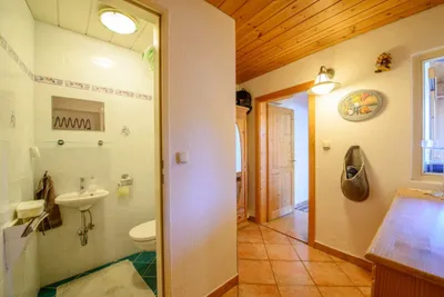 6-Zimmer-Wohnung mieten in Gmunden – 127 m², € 1.296 – Bild 15 von 18