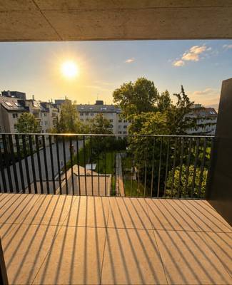Luxuriöse 3-Zimmer-Neubauwohnung - Klimaanlage, elektrische Jalousien & Balkon, Gartenhaus separat zu mieten