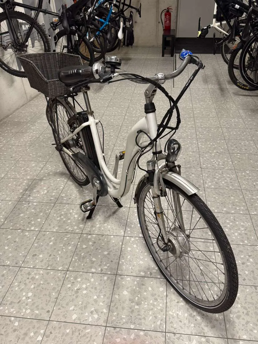 urban trekking e-bike Experience Adventure with Touroll J1 ST Grösse:2XL (12) Aventure M is the Mein-Regal Brotkasten aus Keramik: Seine