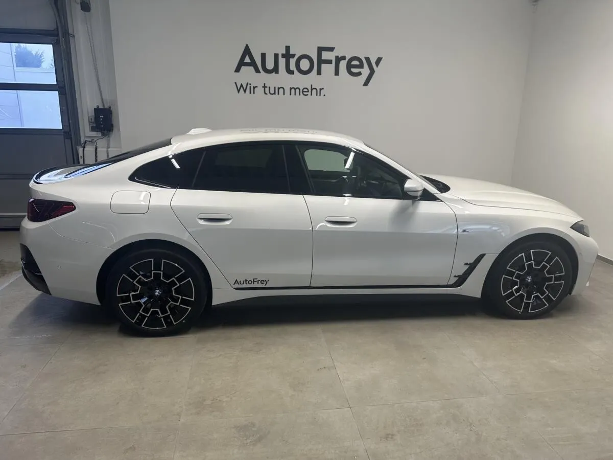 2026 BMW I4