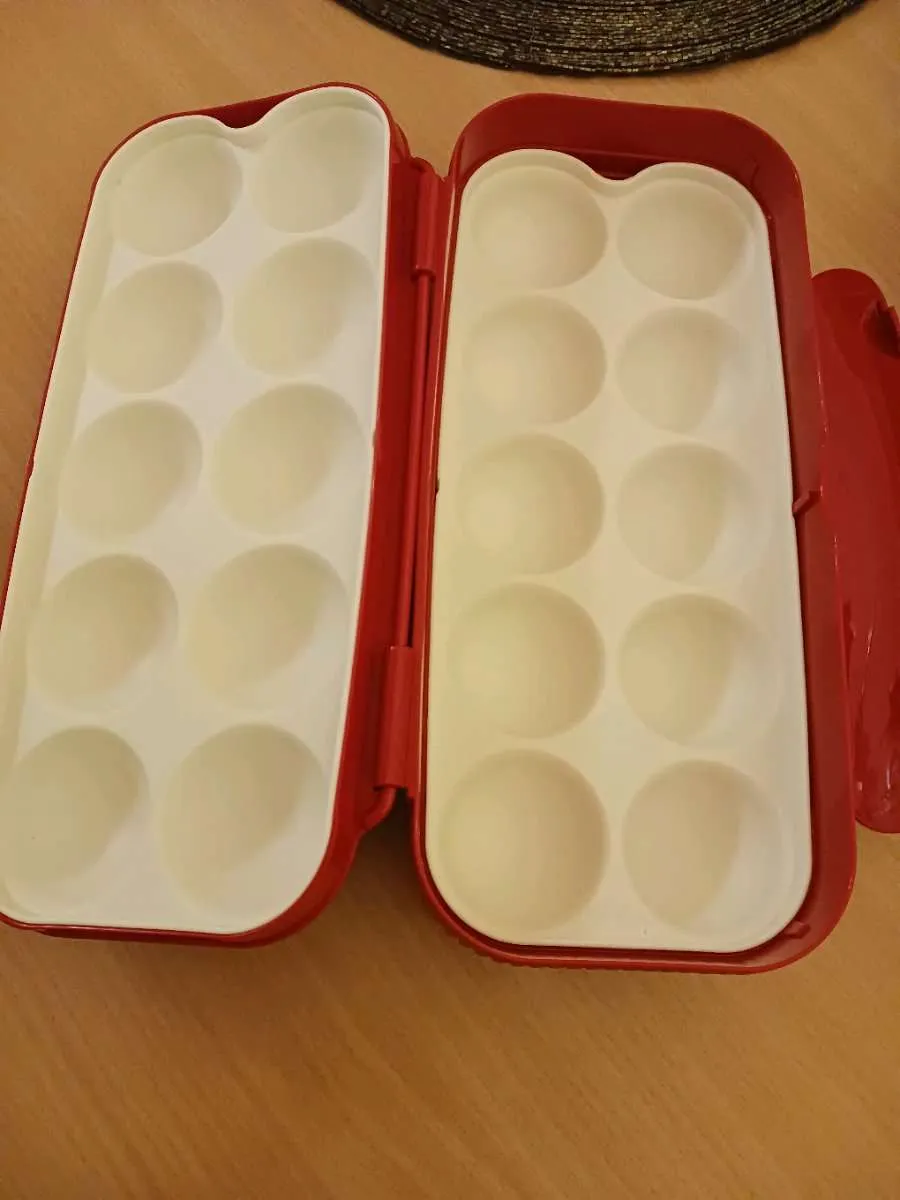 Tupperware Eierbox / Eier-Transportbox, € 10,- (3251 Purgstall)