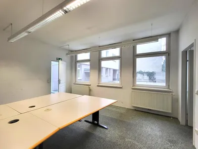8-Zimmer-Gewerbeimmobilie kaufen in Wien – 182 m², € 950.000 – Bild 9 von 12