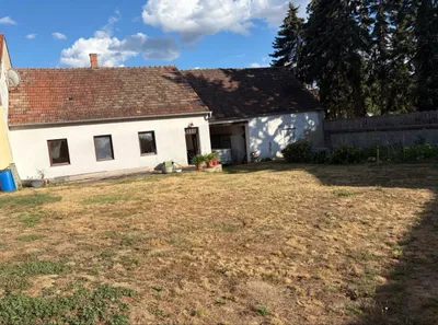 Haus kaufen in Hollabrunn – 204 m², € 210.000 – Bild 25 von 28