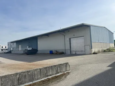 Gewerbeimmobilie kaufen in Linz Land – 1 200 m² – Bild 2 von 10