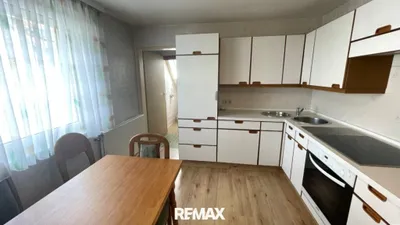 6-Zimmer-Haus kaufen in Amstetten – 141 m², € 370.000 – Bild 8 von 24