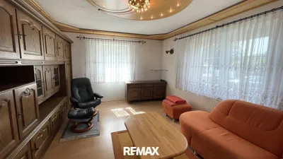 6-Zimmer-Haus kaufen in Amstetten – 141 m², € 370.000 – Bild 3 von 24