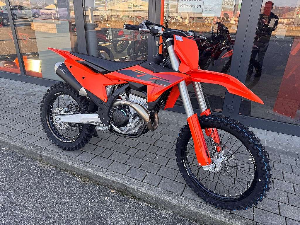 KTM 350 SX-F Aktion Modell 2025 lagernd & sofort ve... Motocross