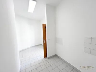 Gewerbeimmobilie mieten in Sankt Pölten – 42 m², € 600 – Bild 2 von 5