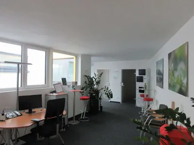 2-Zimmer-Gewerbeimmobilie mieten in Salzburg Stadt – 96 m², € 1.313 – Bild 4 von 9