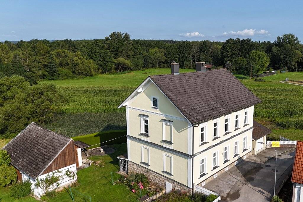EINMALIG! Top gepflegtes Jahrhundertwende-Wohnhaus in Gmünd - Ruhelage - Ansicht 2