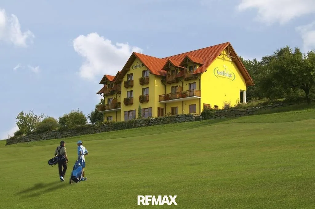 APARTMENT mit "Französischen Balkon" und eigenem Parkplatz, "traumhafter Ausblick" direkt am Golfplatz - Ansicht 3