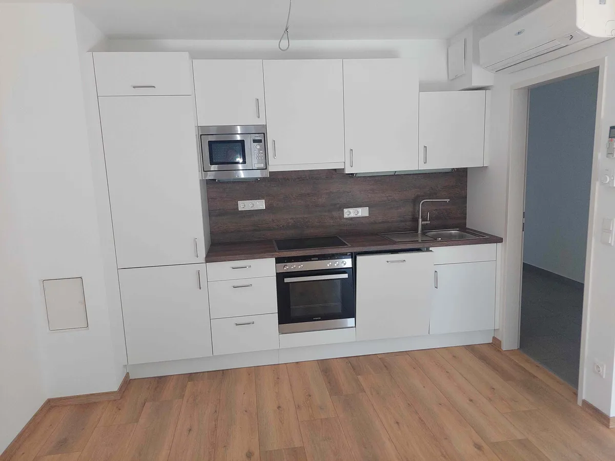 Wohnung – Schwechat, Neulaa, Katastralgemeinde Kledering