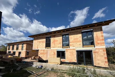 Haus kaufen in Wiener Neustadt Land – 136,54 m², € 469.000 – Bild 2 von 16