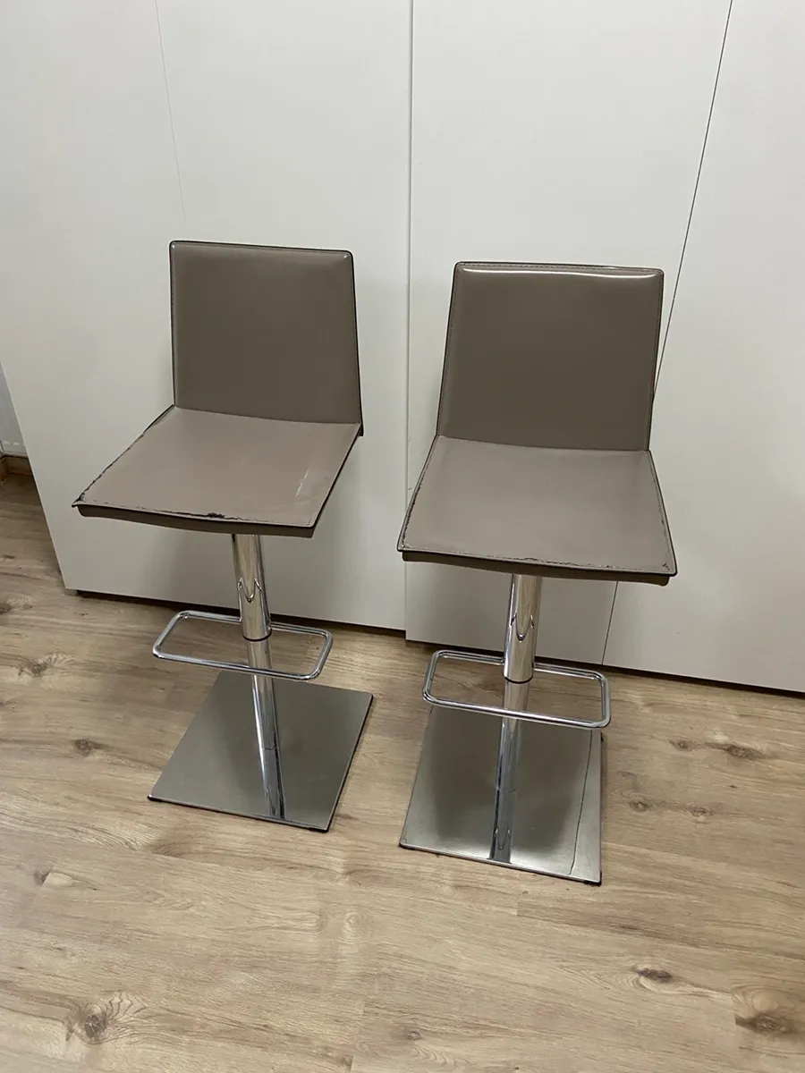 Barhocker zu verschenken, € 0,- (1170 Wien)