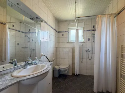 Haus kaufen in Baden – 100 m², € 480.000 – Bild 7 von 13