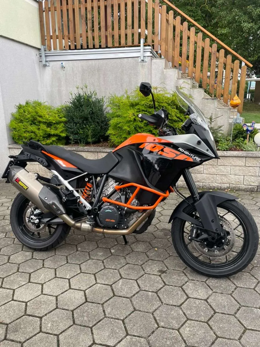 KTM 1050