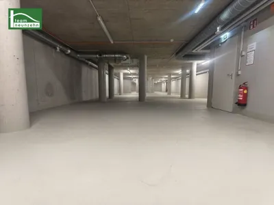 Gewerbeimmobilie mieten in Sankt Pölten – 290 m², € 1.885 – Bild 5 von 13