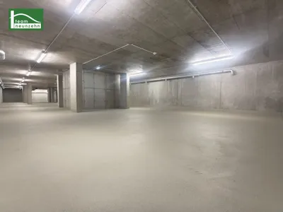 Gewerbeimmobilie mieten in Sankt Pölten – 290 m², € 1.885 – Bild 1 von 13