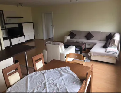 Vollmöblierte moderne 3-Zimmer-Wohnung mit Pool, Sauna & Top-Anbindung nahe Donauinsel & Millennium City, WG-geeignet – Bild 3