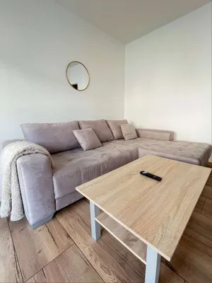 Perfekt für Studenten, 1290€ monatlich inklusive Strom, Wasser, Internet usw.