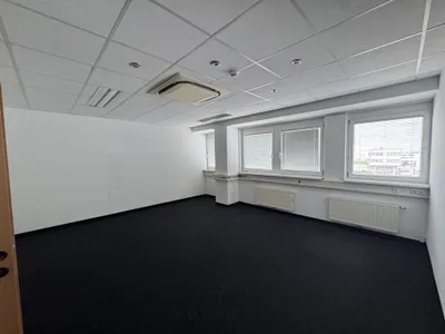 6-Zimmer-Gewerbeimmobilie mieten in Mödling – 210 m², € 2.623 – Bild 4 von 8