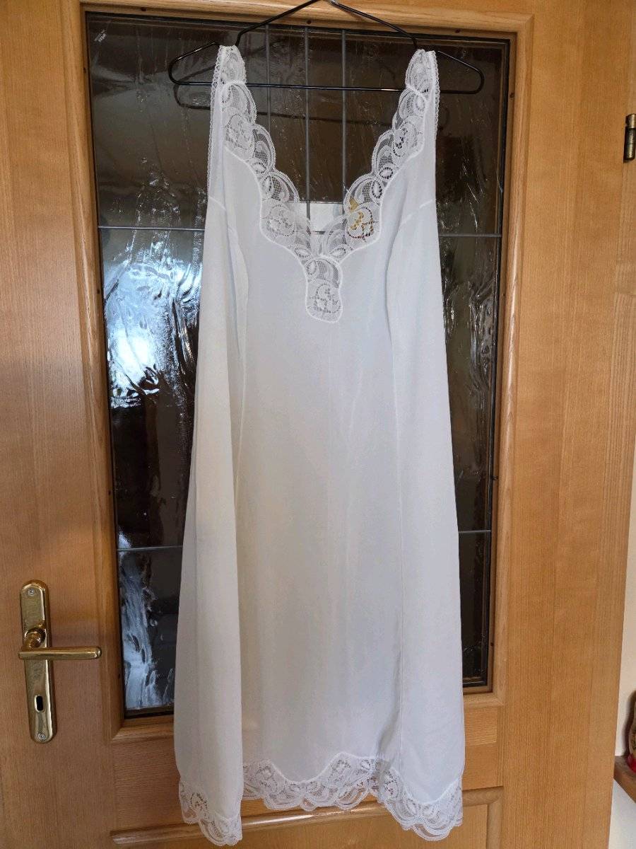 Wunderschönes Unterkleid, neu, Gr. XL