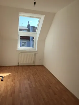 4-Zimmer-Wohnung kaufen in Neunkirchen – 100 m², € 149.000 – Bild 8 von 11