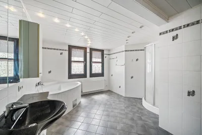 12-Zimmer-Haus kaufen in Bruck an der Leitha – 318 m², € 1.750.000 – Bild 22 von 23