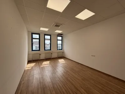 Gewerbeimmobilie mieten in Wien – 377 m², € 5.429 – Bild 7 von 18