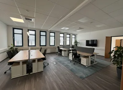 Gewerbeimmobilie mieten in Wien – 377 m², € 5.429