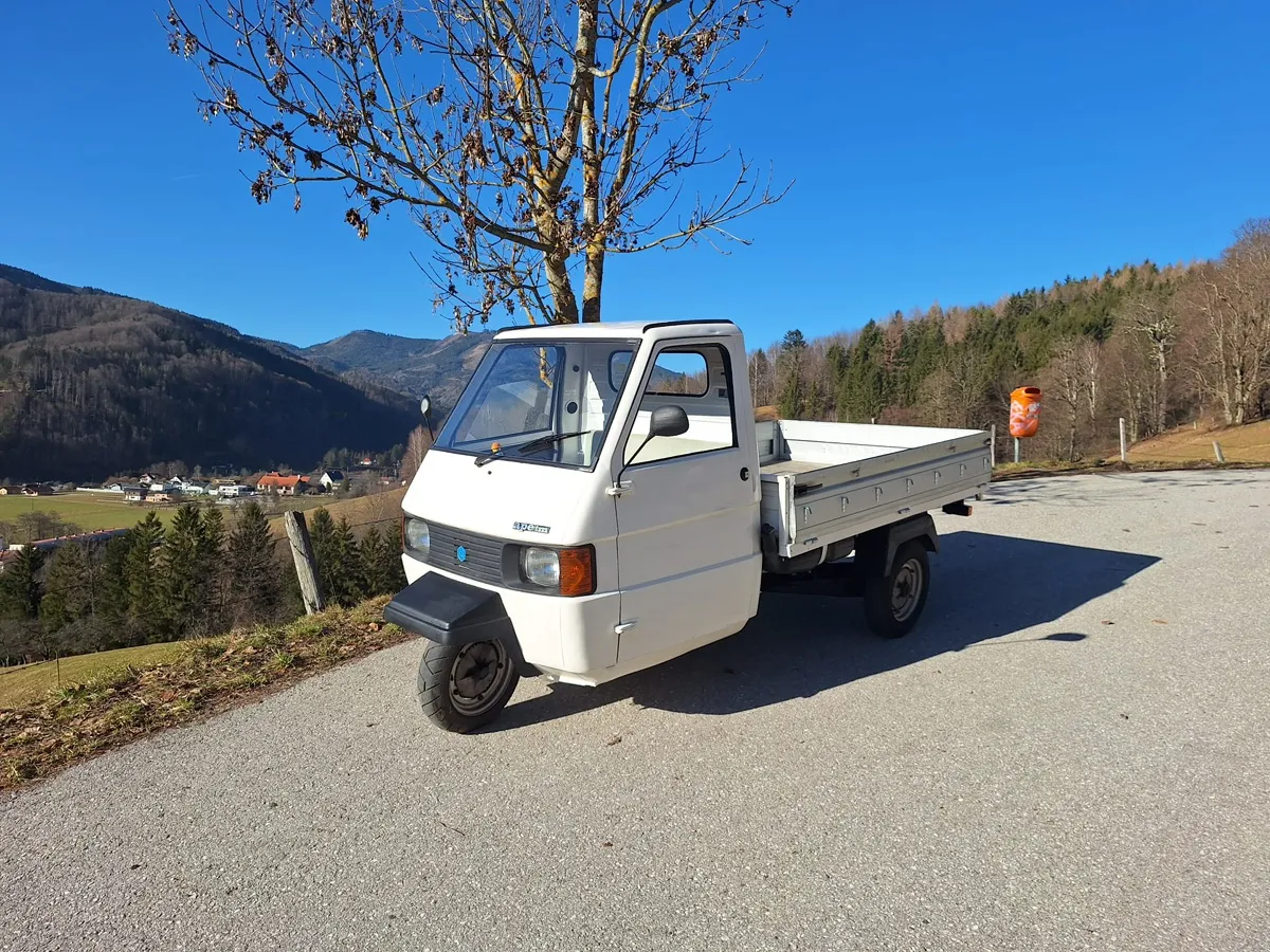 Piaggio Ape