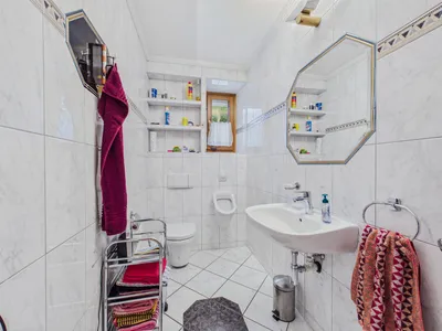 8-Zimmer-Immobilie kaufen in Wels-Land – 252 m², € 929.000 – Bild 25 von 65