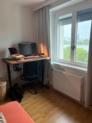 Helle 60m2 Wohung mit 20m2 Dachterasse, Nähe WU – Bild 3