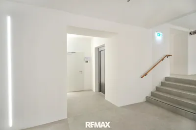 1-Zimmer-Gewerbeimmobilie mieten in Steyr – 42 m², € 416 – Bild 7 von 9