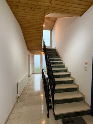 Gewerbeimmobilie mieten in Wels-Land – 100 m², € 1.320 – Bild 4 von 9