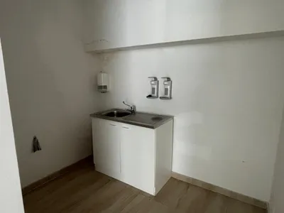 6-Zimmer-Gewerbeimmobilie mieten in Tulln – 188 m², € 1.316 – Bild 22 von 25