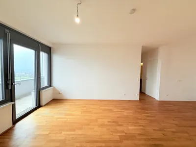 Charmante 2-Zimmer Wohnung mit großer Loggia und viel Licht durch Südseite – Bild 2