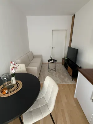 2-Zimmer-Wohnung mieten in Bruck an der Leitha – 30 m², € 580 – Bild 4 von 14